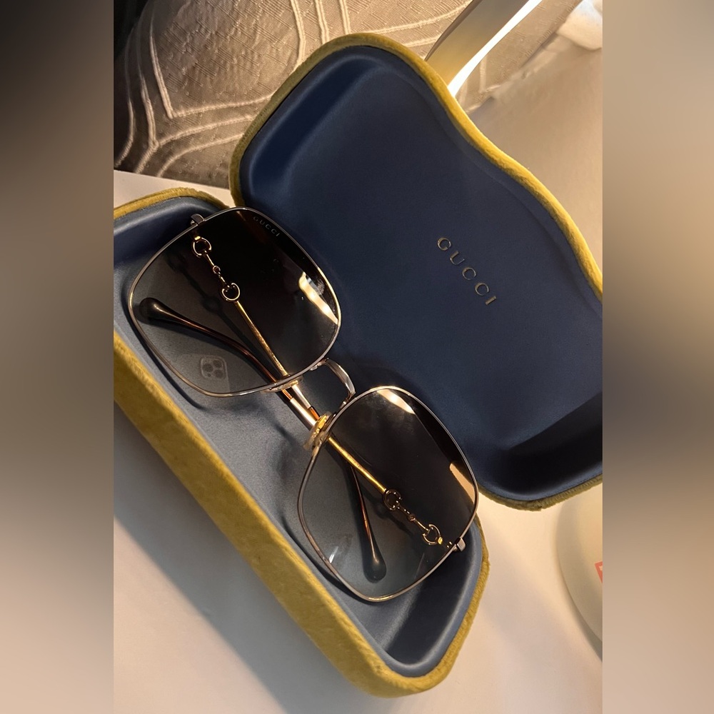 Gucci glasses